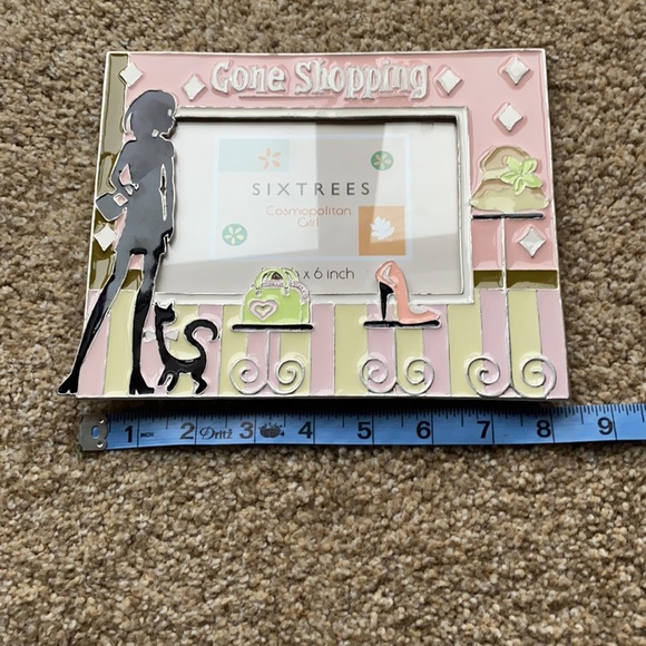 Sixtrees Cosmopolitan Girl 4x6 picture frame - Picture 6 of 7
